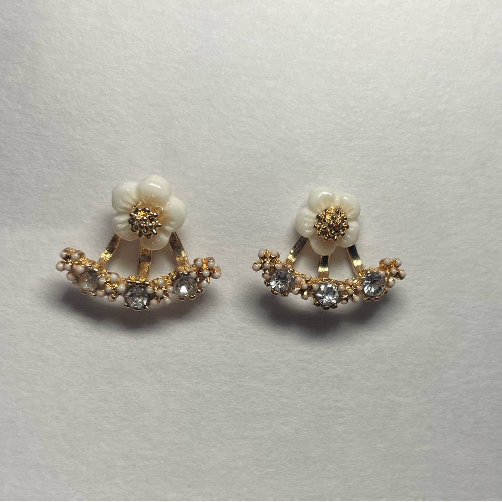 vintage gold flower earrings